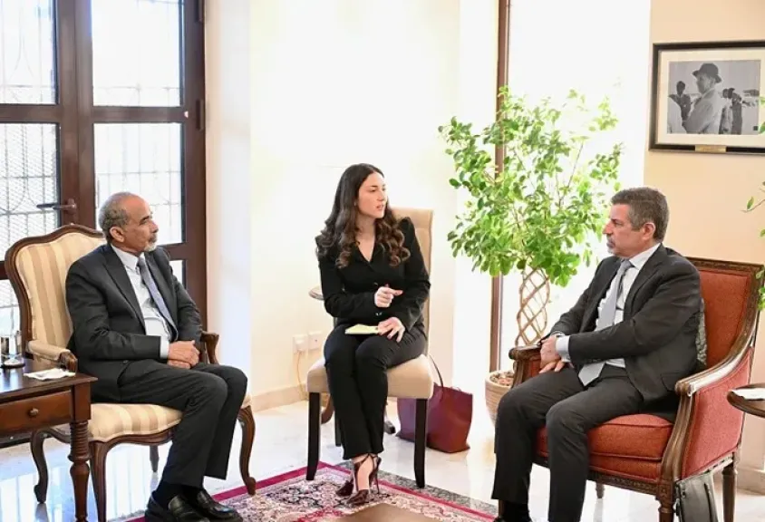 الصبيحي يدشن أول أنشطته كعضو في مجلس القيادة الرئاسي بلقاء السفير الامريكي وهذا ما دار بينهما